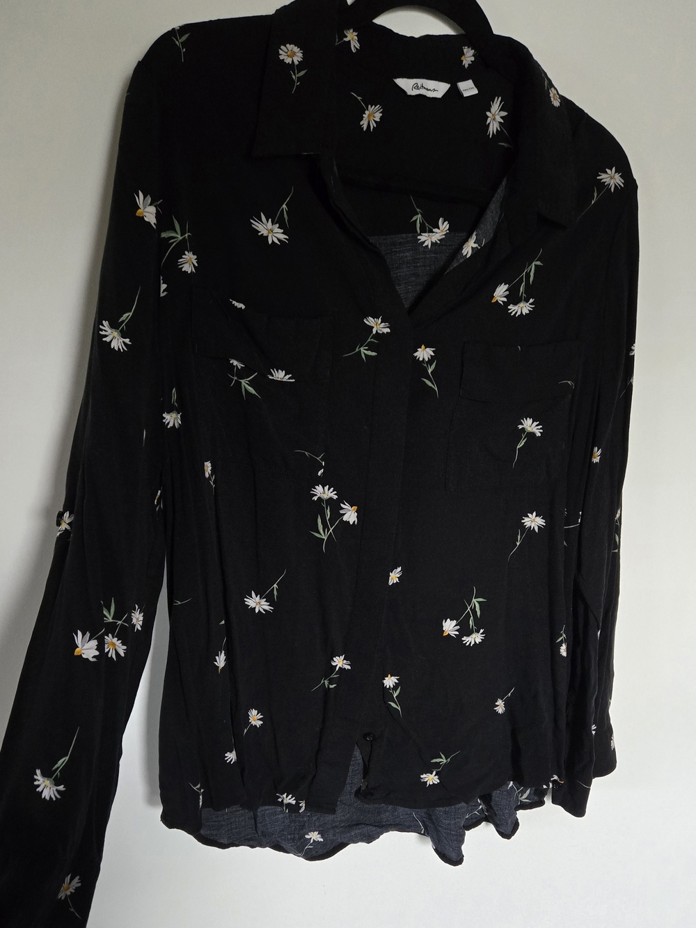Reitmans Black Daisy Print Button-Up Blouse